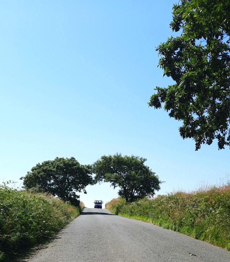 Summit Camping Kit Hill Cornwall Panoramic Views Grass Pitch From 15Pn Or Bella Bell Tent 75Pn Callington Esterno foto